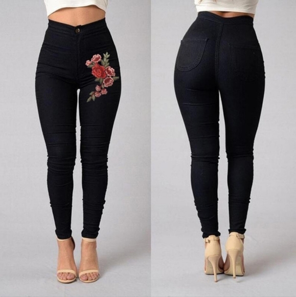 Jean's - Picture 3 of 7